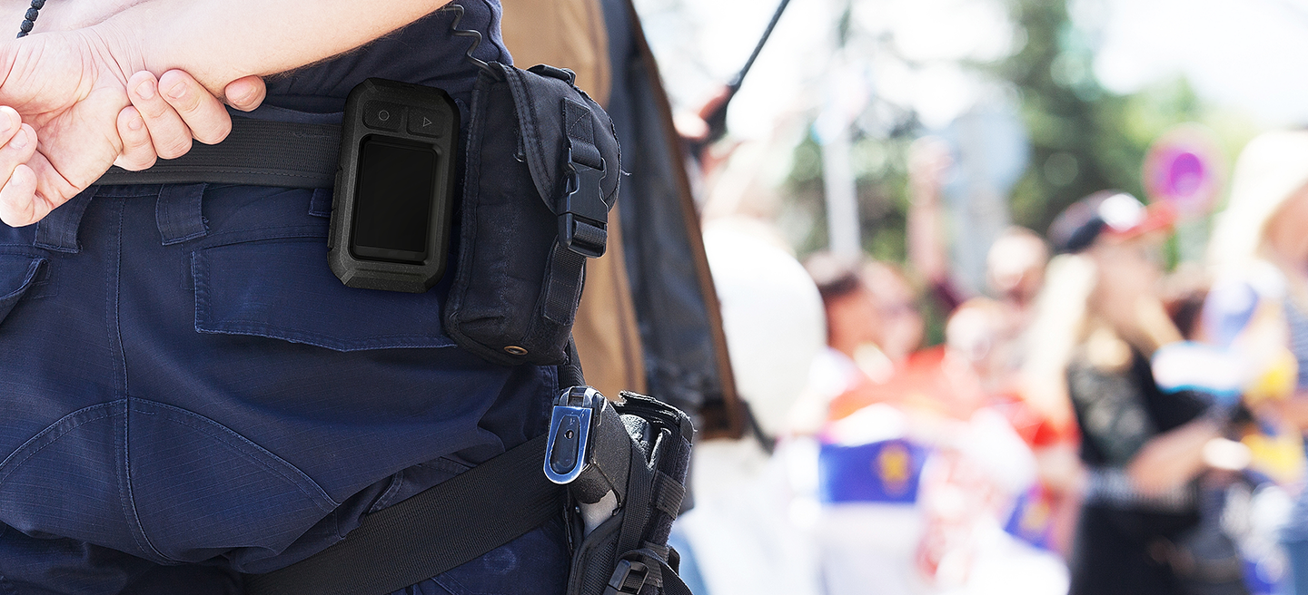 Accurad on body mantle