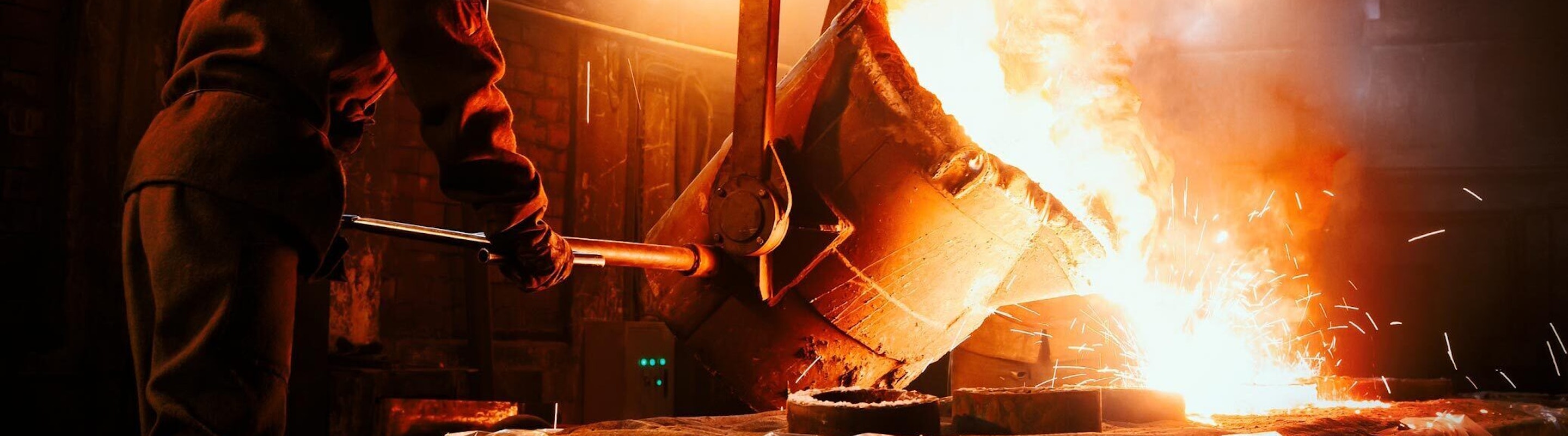 Pouing metal